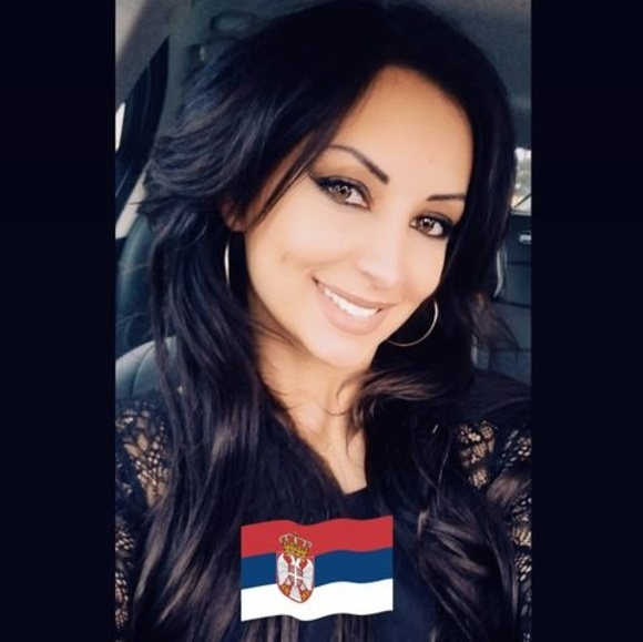 Meet your Posher, Тања - Picture 1 of 1